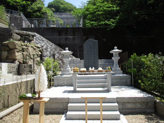 4月度、合祀霊碑・合祀納骨室「団欒/まどい」月例みたま祭について